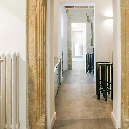 Casa Balmes 4* לצ'ה