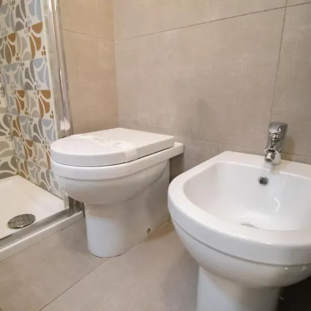 Bed & Breakfast Casa Balmes 2*