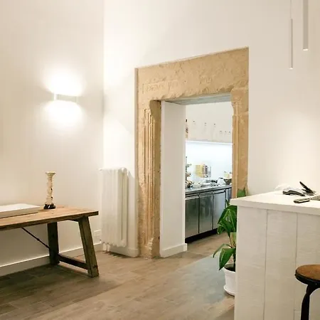 Casa Balmes Bed and Breakfast Λέτσε