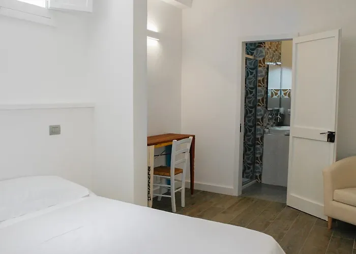 カーサ バルメス ベッド・アンド・ブレックファスト 4*